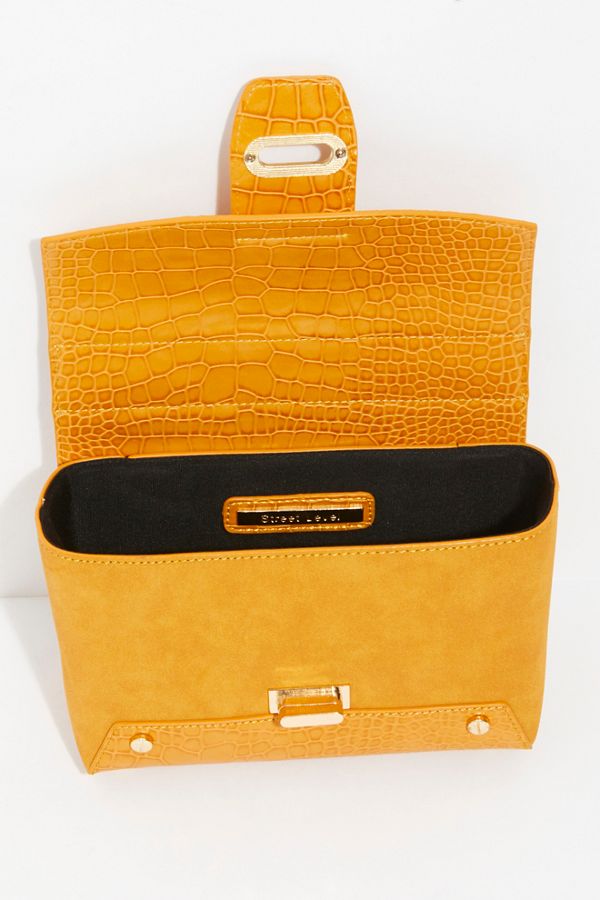 Slide View 6: Lisha Top Handle Clutch