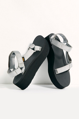 teva flatform metallic silver