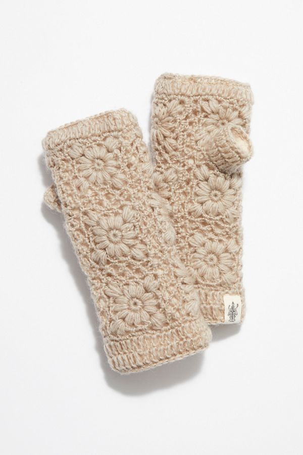 Slide View 2: Frosted Flower Crochet Armwarmer