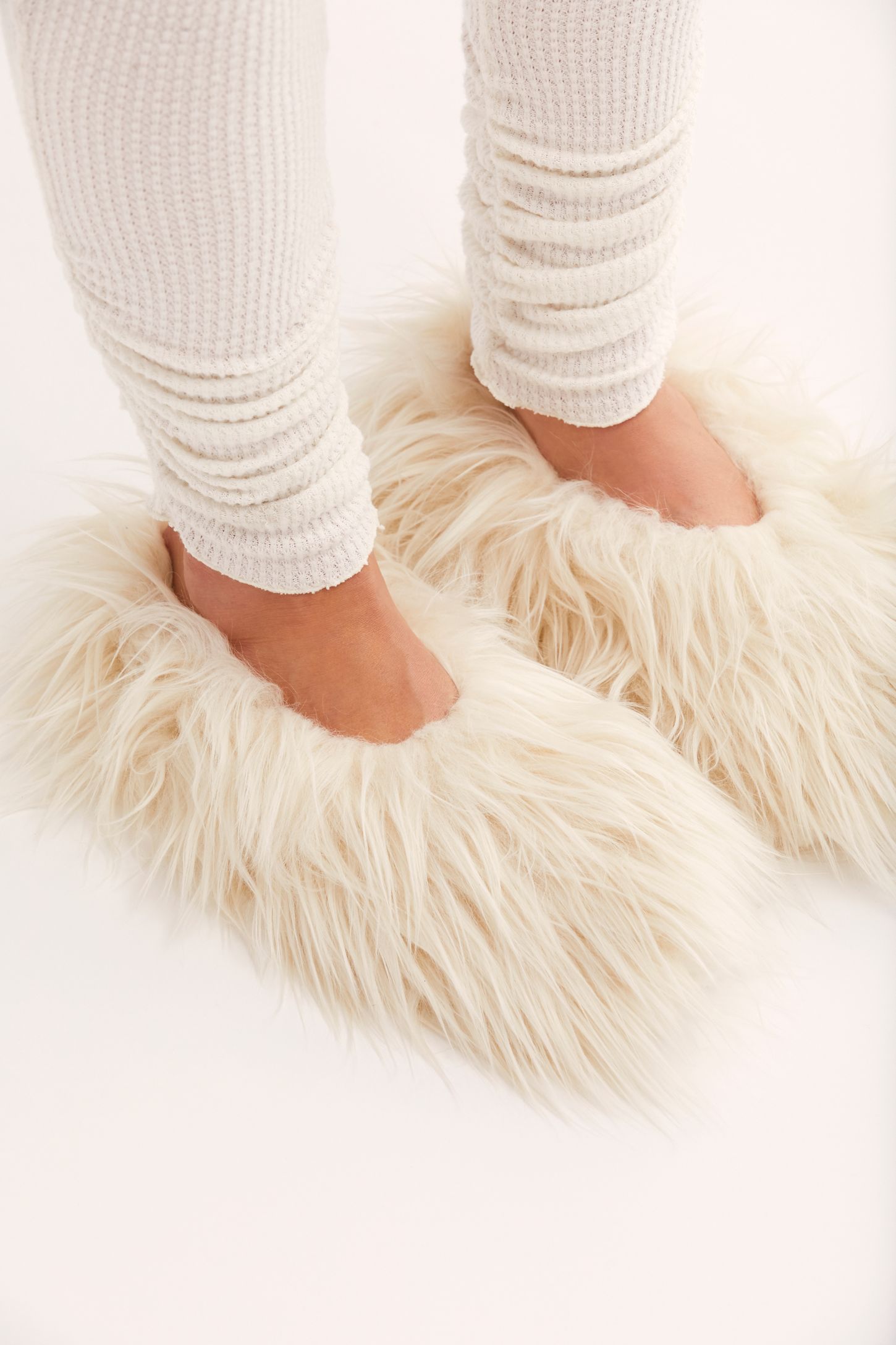 Slide View 3: Faux Fur Slipper