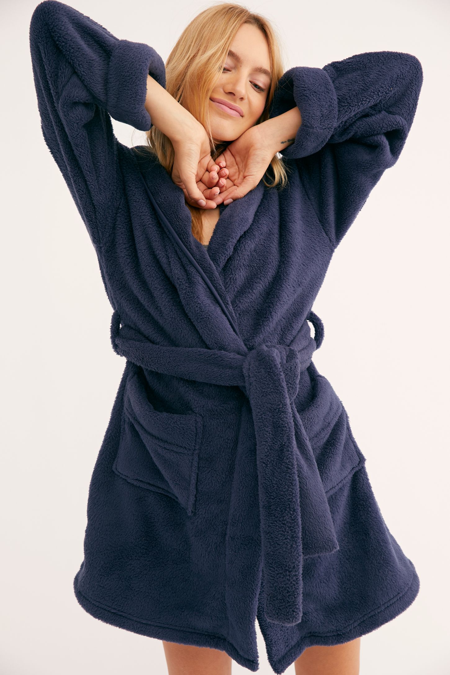 Slide View 2: Hooded Robe